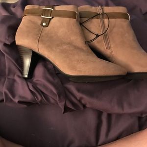 Women’s booties